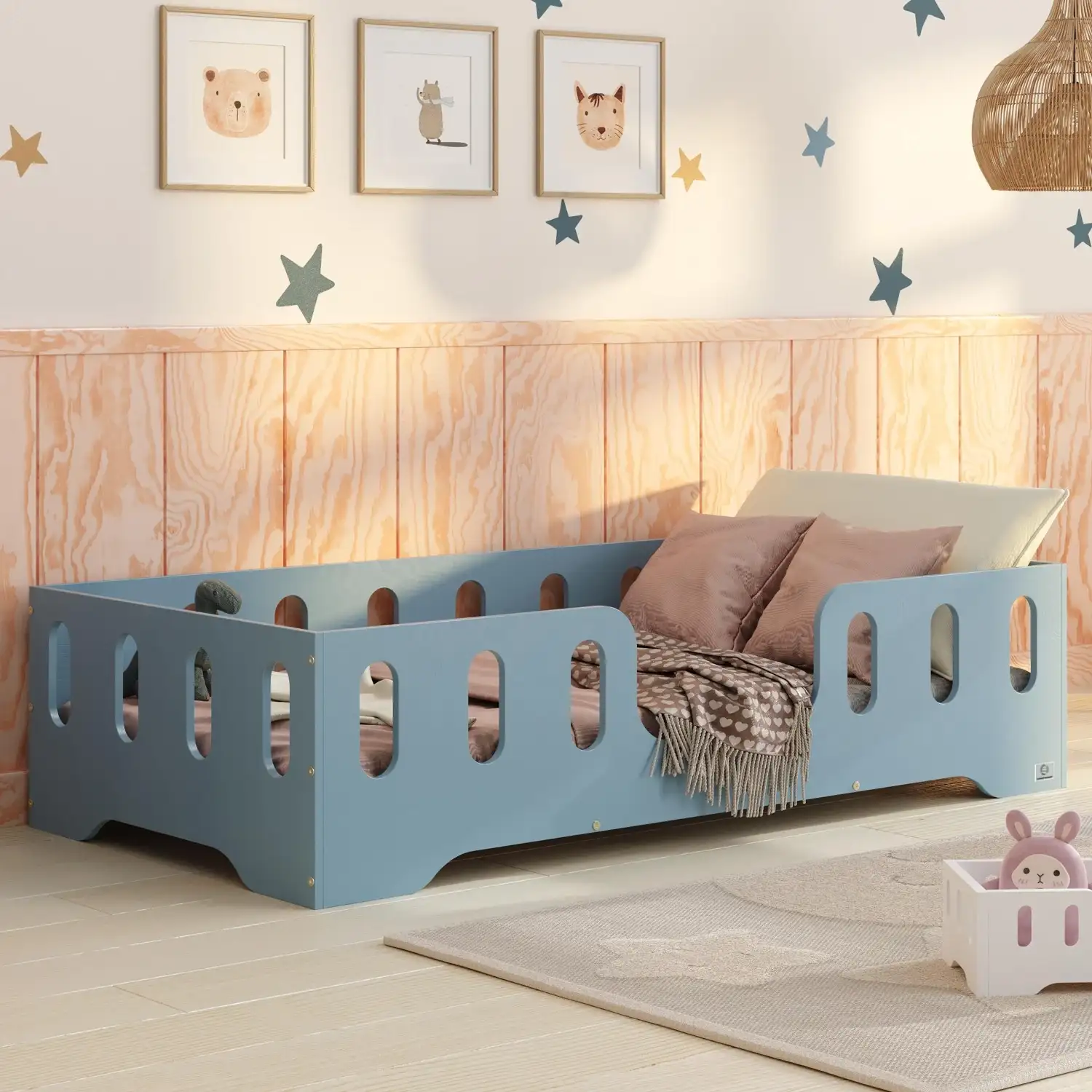 Einzelbett für Kinder mit Rausfallschutz und Lattenrost TILA 2 Montessori Holz